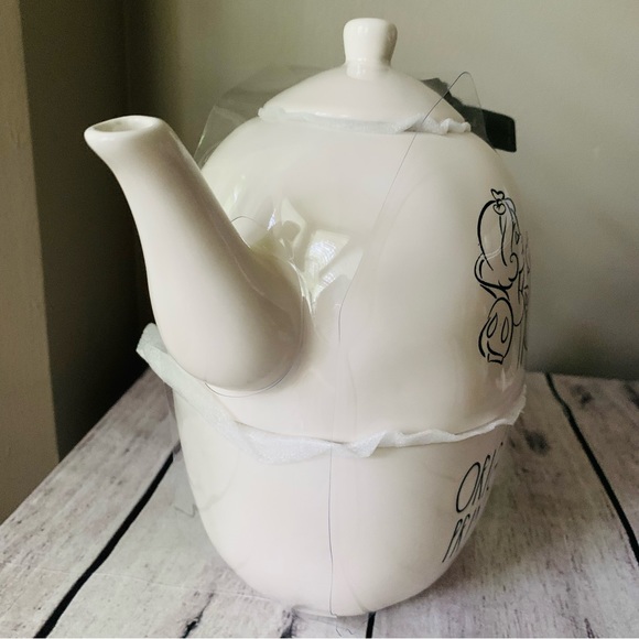 Rae Dunn Disney Princess Snow White "Original Princess" Tea Pot & Cup set. - Picture 5 of 5